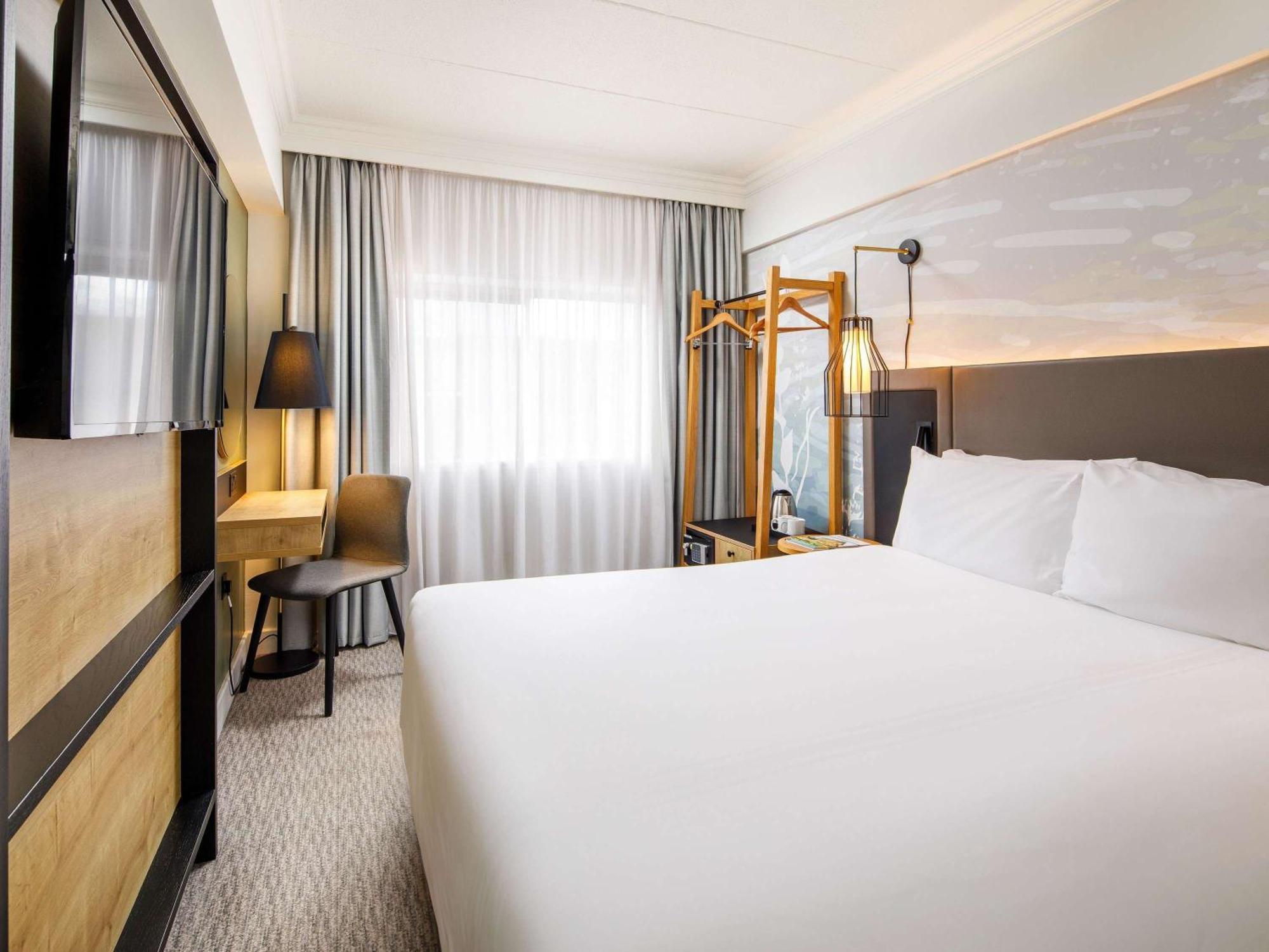 Mercure Centre